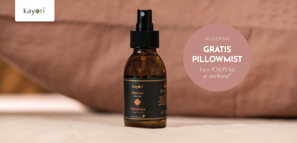 Actie - Kayori: Gratis pillowmist Hazakura
